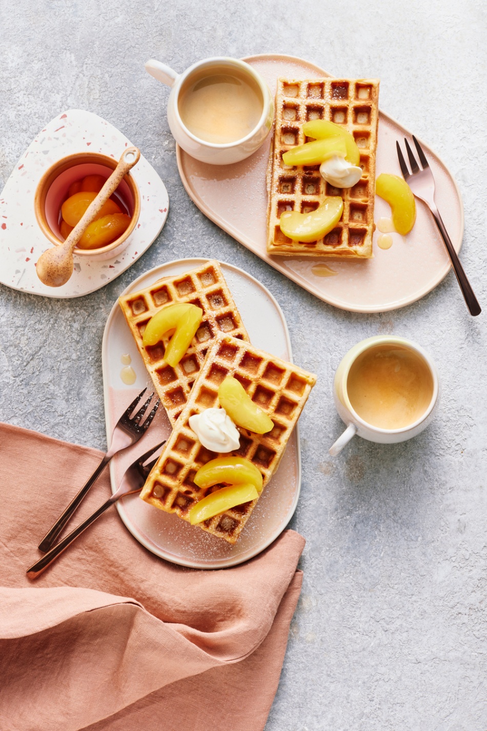 Apfel-Buttermilch-Waffeln Brüsseler Art