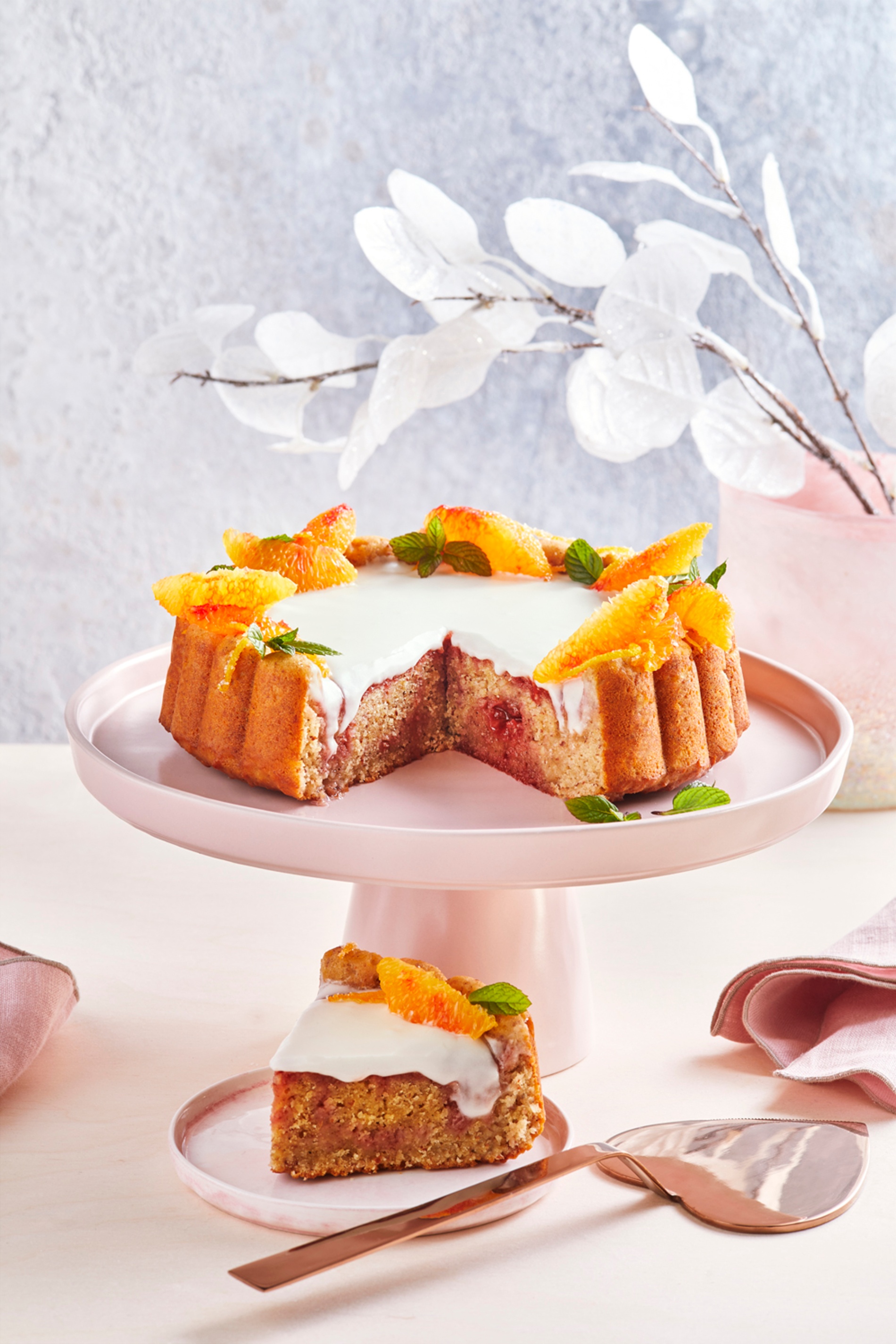 Blutorangen-Mandelkuchen mit Joghurt-Topping